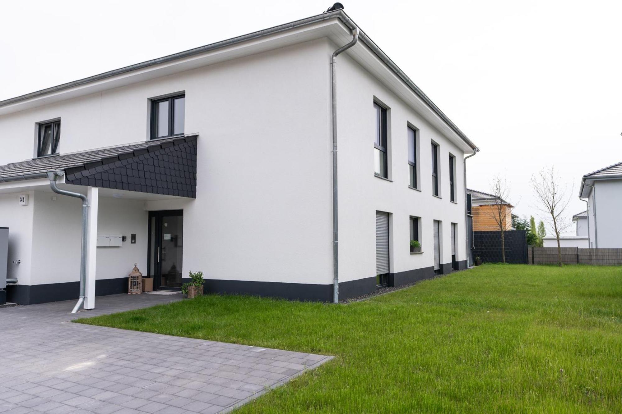 Moderne & Familienfreundliche Ferienwohnung Am Goitzschesee Pouch Buitenkant foto